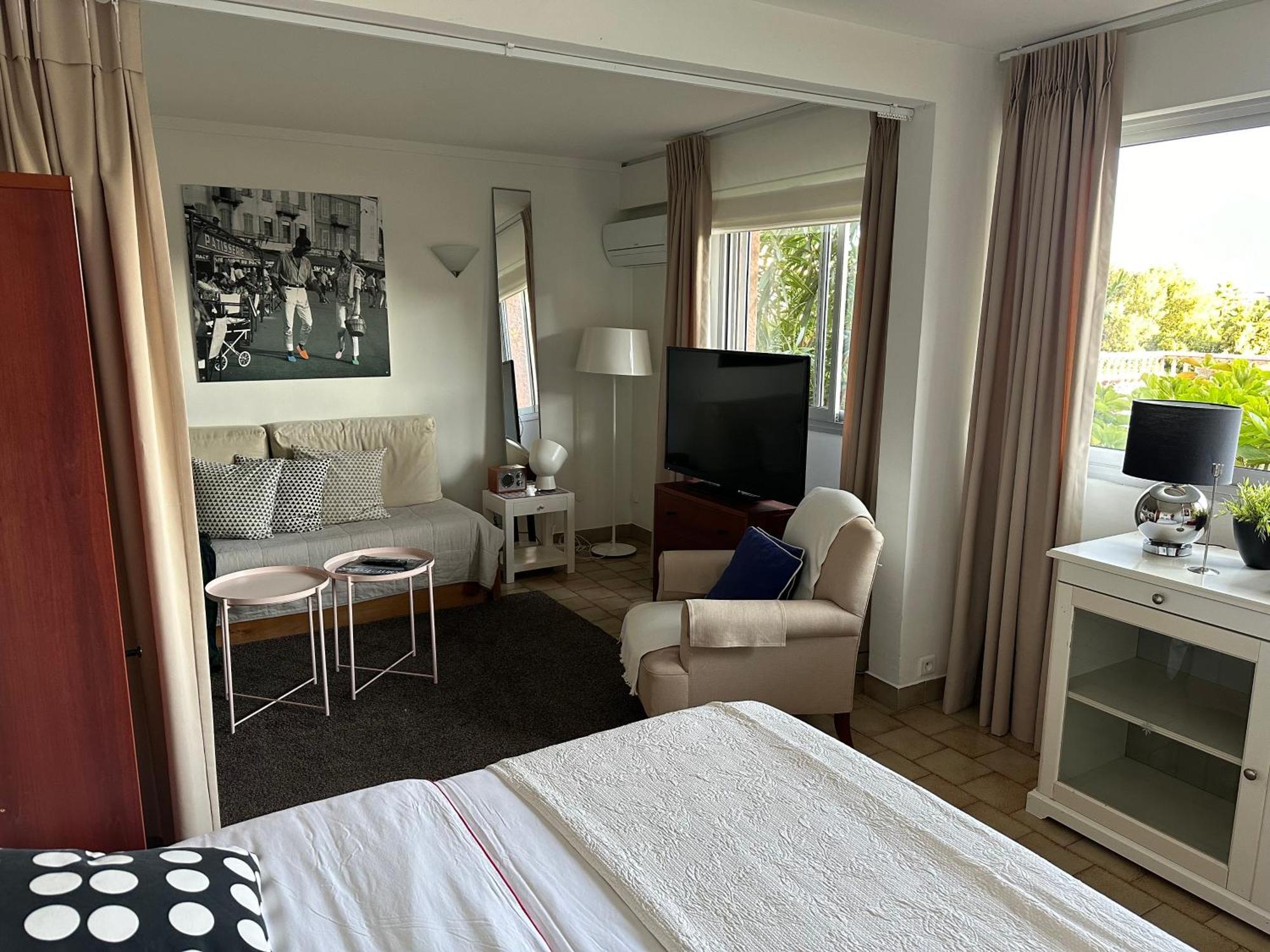 Saint-Tropez - Studio 40 M2 Εξωτερικό φωτογραφία